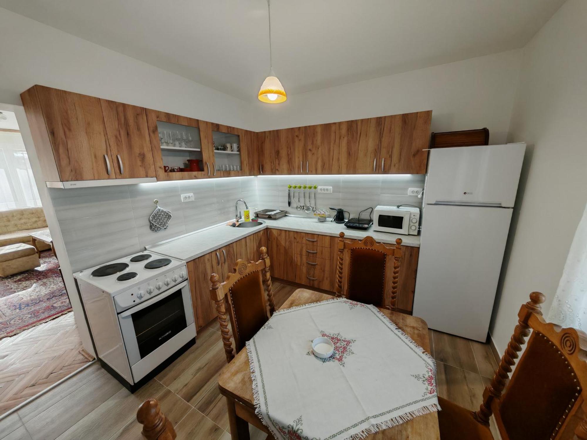 Apartments Domacinstvo Nikolic Valjevo Ngoại thất bức ảnh