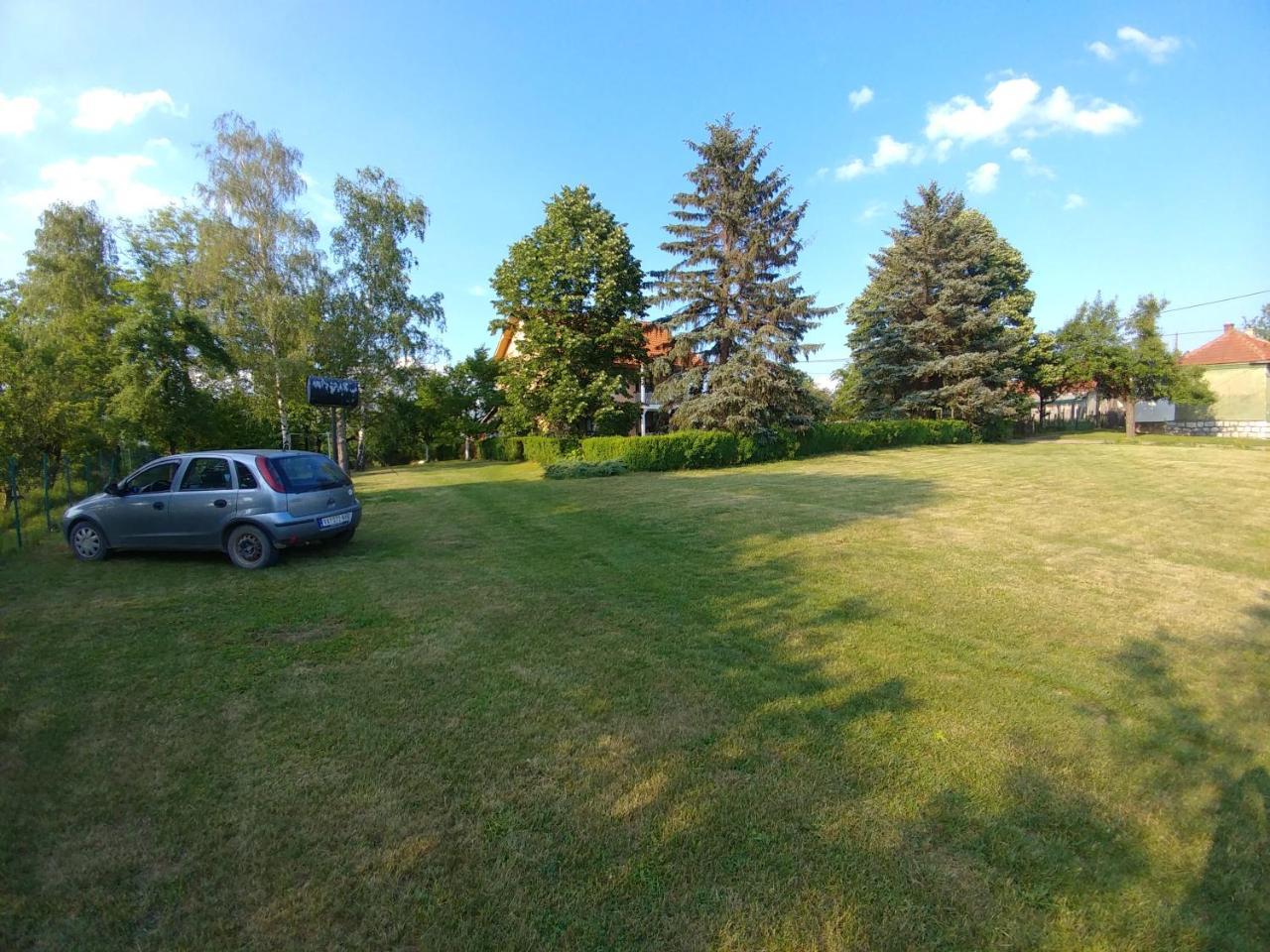Apartments Domacinstvo Nikolic Valjevo Ngoại thất bức ảnh